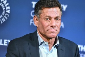 Take-Two's Strauss Zelnick Dismisses AI as a Cure-All for Game Development